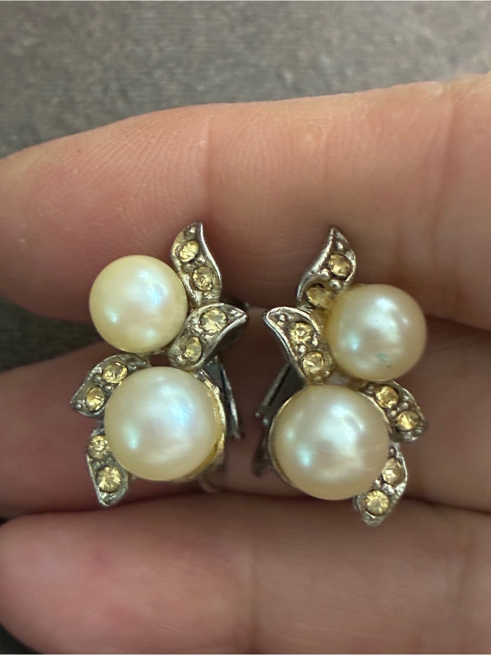 Vintage Pearl and Crystal Accent Clip-On Earrings - Cream Pearls, Gold Crystals